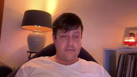 Snapshot of dirtybastard81 chatting on 12.27.24 Jan online show from 12.27.24