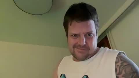 Snapshot of dirtybastard81 chatting on 01.05.25 Jan online show from 01.05.25