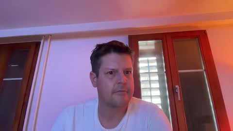 Snapshot of dirtybastard81 chatting on 02.25.25 Jan online show from 02.25.25