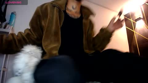 Snapshot of dirtybhot chatting on 12.21.25 I just want to be happy online show from 12.21.25