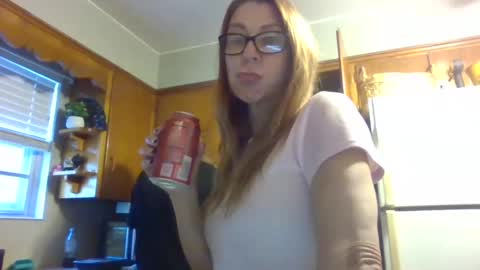 Snapshot of dirtydaisylou chatting on 10.08.25 Daisy online show from 10.08.25
