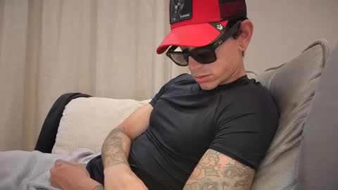 buy tokens with link  online show from 01.12.25