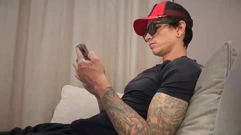 buy tokens with link  online show from 01.13.25