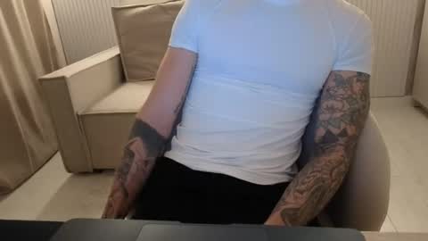 Snapshot of dirtyprettyboi chatting on 07.16.26 buy tokens with link online show from 07.16.26
