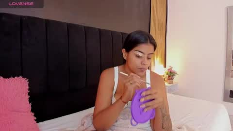 Snapshot of dirtysex18 chatting on 04.22.26 Soffie - Valentina - Yuya Astro online show from 04.22.26