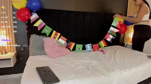 Soffie - Valentina - Yuya  Astro online show from 06.19.26