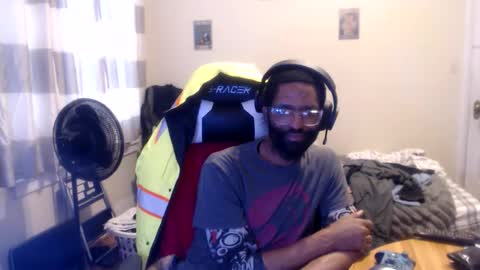 Snapshot of disr3sp3ctfully_dipp3d chatting on 02.04.26 Your Best Worst Nightmare online show from 02.04.26