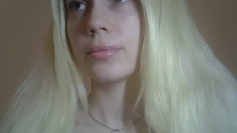 DitaMilton online show from 04.30.26