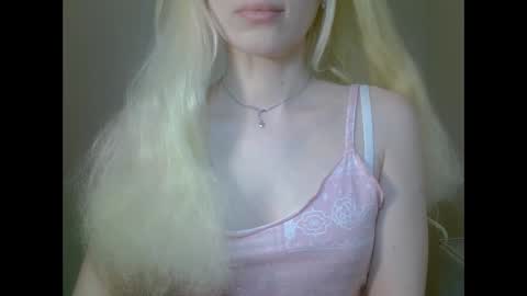 DitaMilton online show from 04.30.26