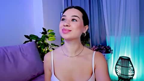 Snapshot of divetagrace chatting on 02.22.26 Tia online show from 02.22.26