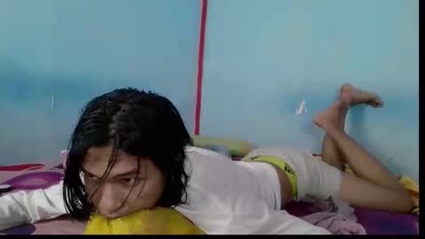 Snapshot of divin99 chatting on 09.17.25 divin99 online show from 09.17.25