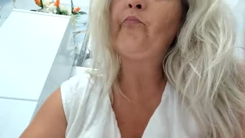 Alexxa online show from 07.11.26