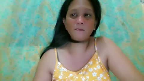 Snapshot of divinegrace10 chatting on 04.25.26 Divine Grace Close To Your Hear online show from 04.25.26