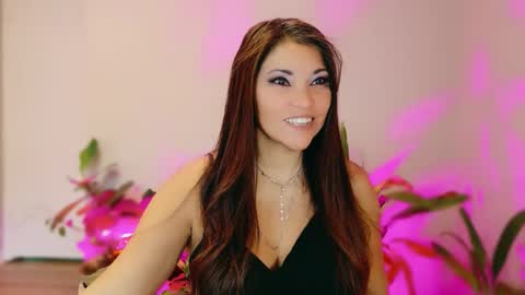 DivineLynn online show from 02.09.26