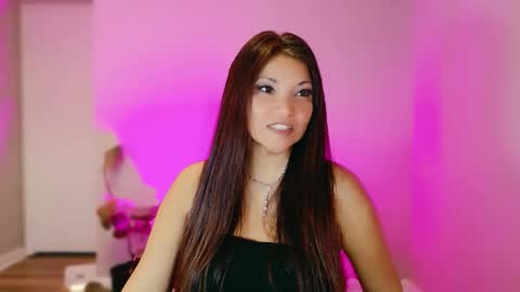 DivineLynn online show from 03.13.26