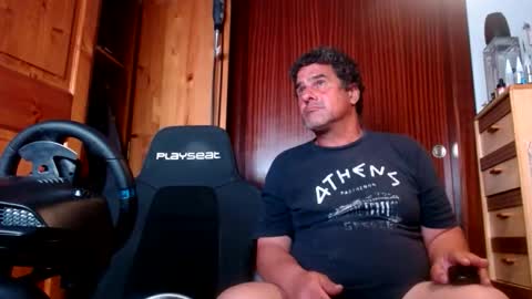 divitimido online show from 10.14.25