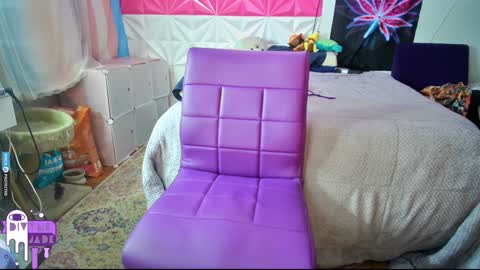 Snapshot of divynejade chatting on 12.15.24 Jade Divyne online show from 12.15.24