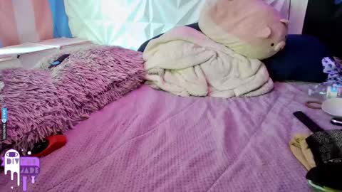 Snapshot of divynejade chatting on 02.22.25 Jade Divyne online show from 02.22.25