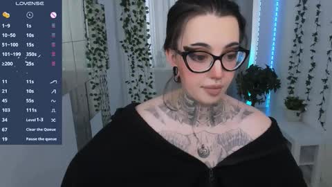 Snapshot of dixipixi_ chatting on 03.27.26 dixipixi_ online show from 03.27.26