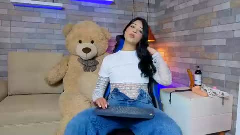 Snapshot of dixypalmer chatting on 07.05.26 DixyPalmer online show from 07.05.26