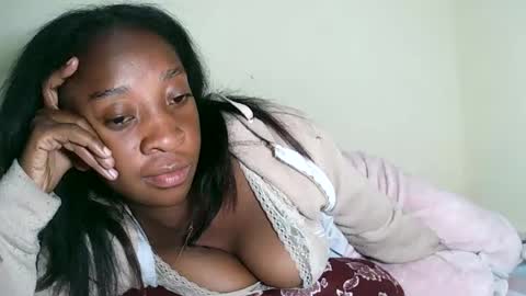 Snapshot of djamellah chatting on 06.24.26 djamellah online show from 06.24.26