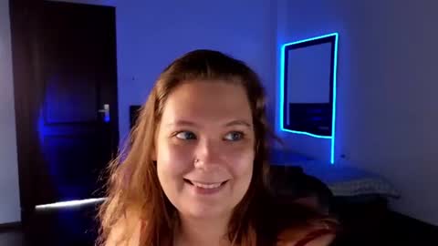 Snapshot of djennapalme chatting on 07.25.26 Jenia online show from 07.25.26