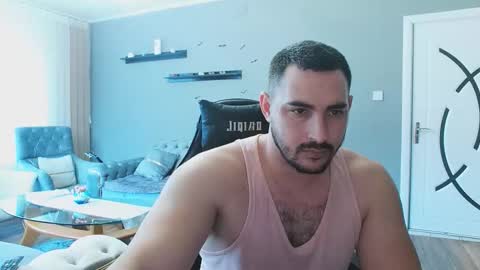 Snapshot of djmute chatting on 11.27.25 STR8 BOYv online show from 11.27.25