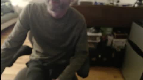 Snapshot of djoid chatting on 04.14.26 djoid online show from 04.14.26