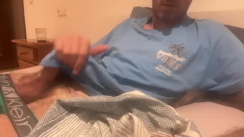 djul82 online show from 08.08.26