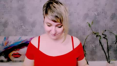 Snapshot of djullia chatting on 05.16.26 djullia online show from 05.16.26