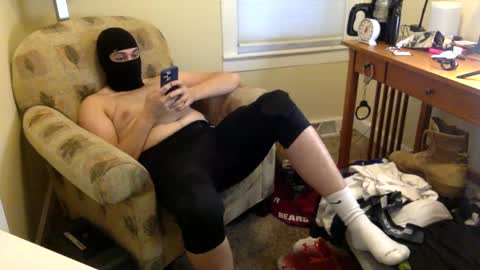 Snapshot of dljockbro chatting on 10.03.25 dljockbro online show from 10.03.25