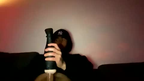 Snapshot of dmoeni chatting on 03.16.26 Azier online show from 03.16.26