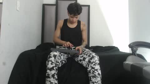 Snapshot of dogan_renz0 chatting on 03.26.26 Dogan online show from 03.26.26