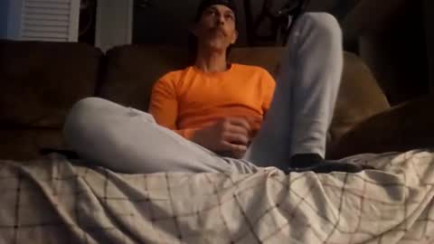 Snapshot of dogbone999081 chatting on 10.28.25 dogbone999081 online show from 10.28.25