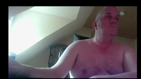 Snapshot of doggy2629 chatting on 05.20.26 doggy2629 online show from 05.20.26