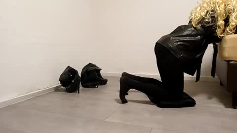 Carolina online show from 09.24.25