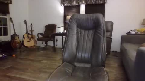 Snapshot of dogluc7 chatting on 11.28.25 dogluc7 online show from 11.28.25