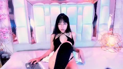    online show from 05.03.26