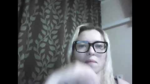 dolce_tempt online show from 12.17.25