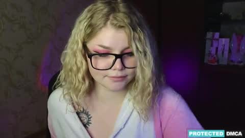 Chloe online show from 12.07.24