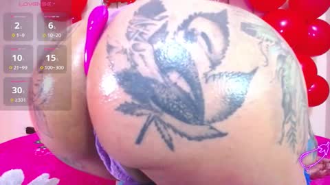 Heilen Niikol online show from 02.14.25