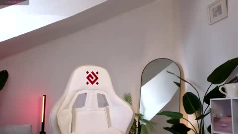 Your doll Lesli online show from 09.30.25