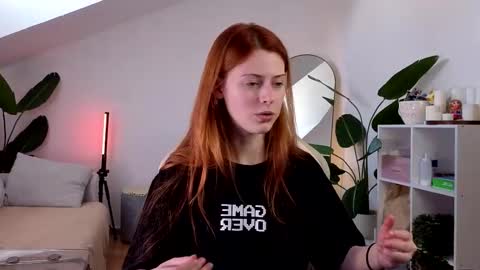 Your doll Lesli online show from 10.10.25