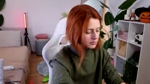 Your doll Lesli online show from 10.19.25