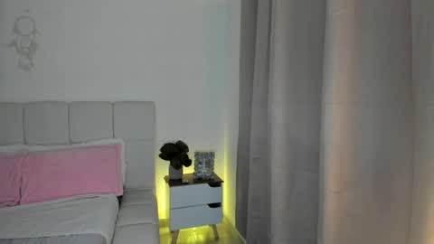 doll_oriana online show from 05.02.26