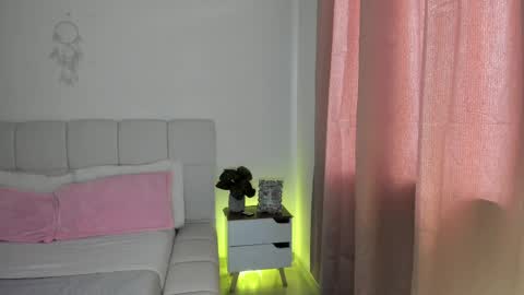 doll_oriana online show from 05.03.26