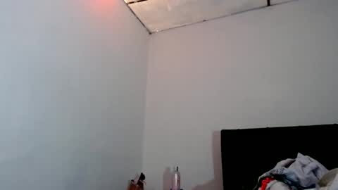 Snapshot of doll_sary chatting on 12.31.24 Catherine XXX online show from 12.31.24