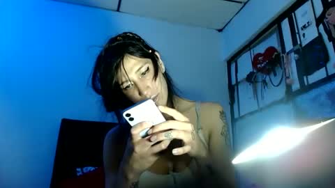 Snapshot of doll_sary chatting on 01.02.25 Catherine XXX online show from 01.02.25