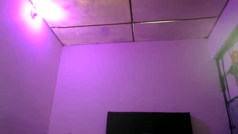 Snapshot of doll_sary chatting on 01.03.25 Catherine XXX online show from 01.03.25