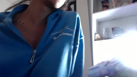 Snapshot of doll_sary chatting on 01.20.25 Catherine XXX online show from 01.20.25